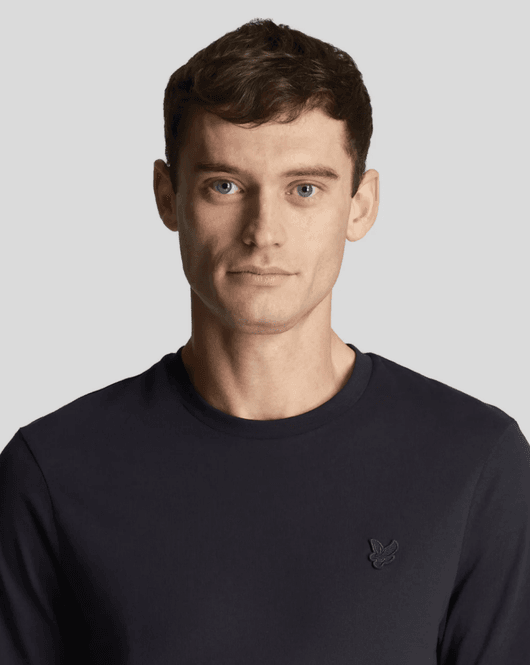 Hovedbilde Lyle & Scott Tonal Eagle T-Shirt Dark Navy